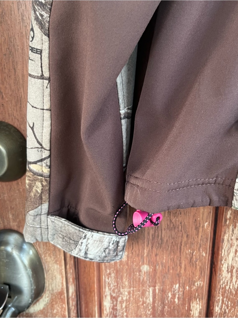 Women’s Realtree Softshell Jacket - Picture 4 of 9